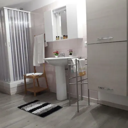 Apartment Tigli Setti Carraro