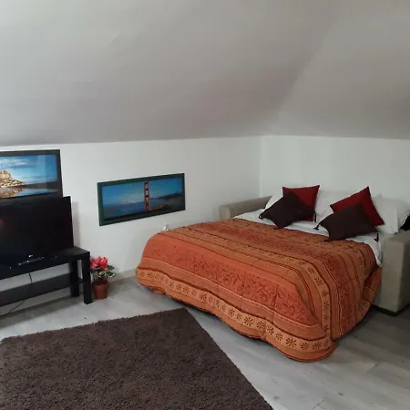 Apartment Tigli Setti Carraro